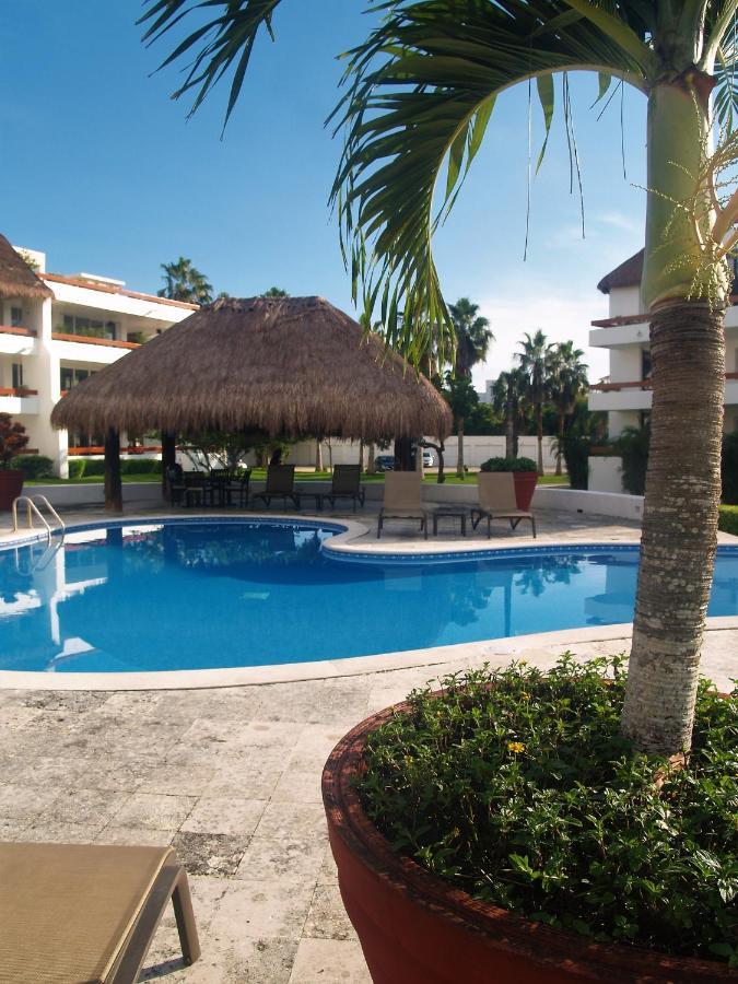 Beachfront Apartment Your Home In Косумель Экстерьер фото